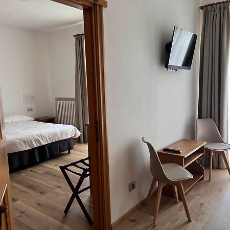 Hotel Albergo Dolomiti Сан-Віто-ді-Кадоре Екстер'єр фото
