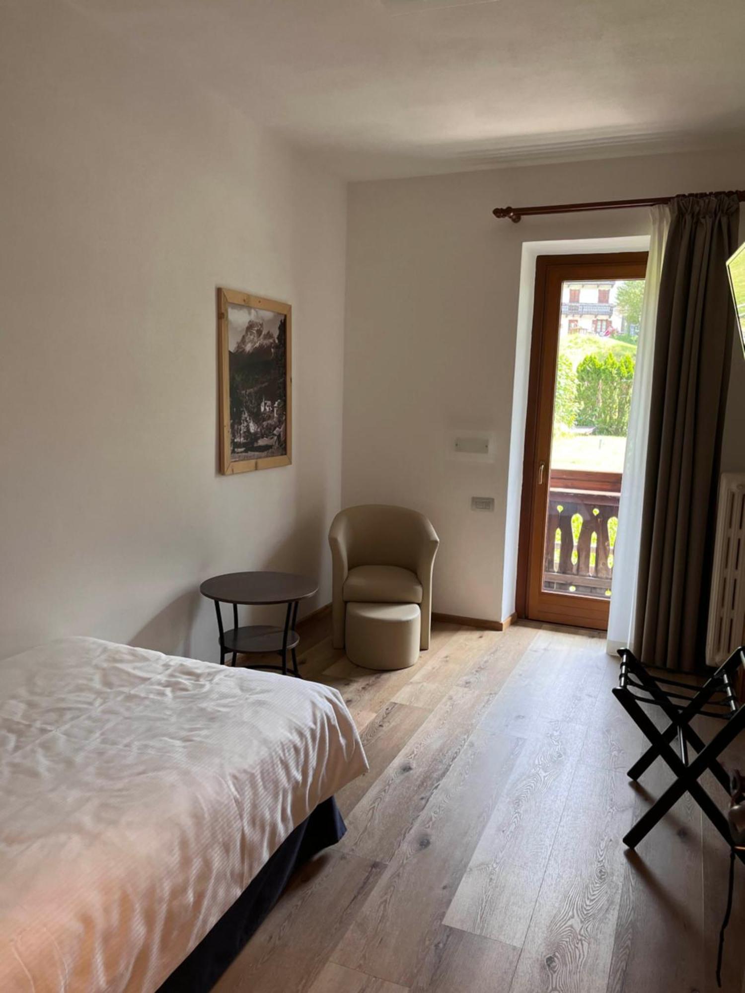 Hotel Albergo Dolomiti Сан-Віто-ді-Кадоре Екстер'єр фото