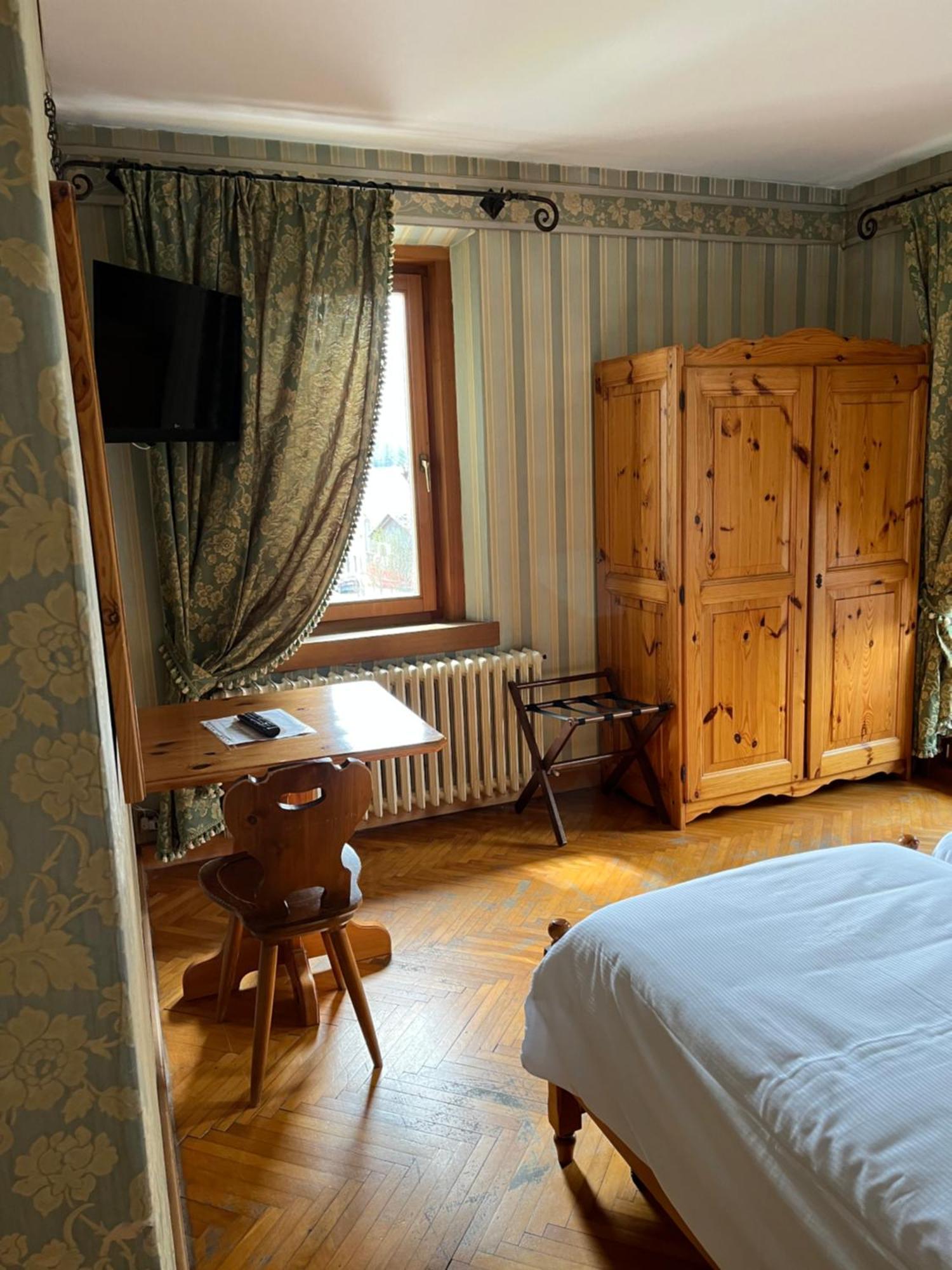 Hotel Albergo Dolomiti Сан-Віто-ді-Кадоре Екстер'єр фото