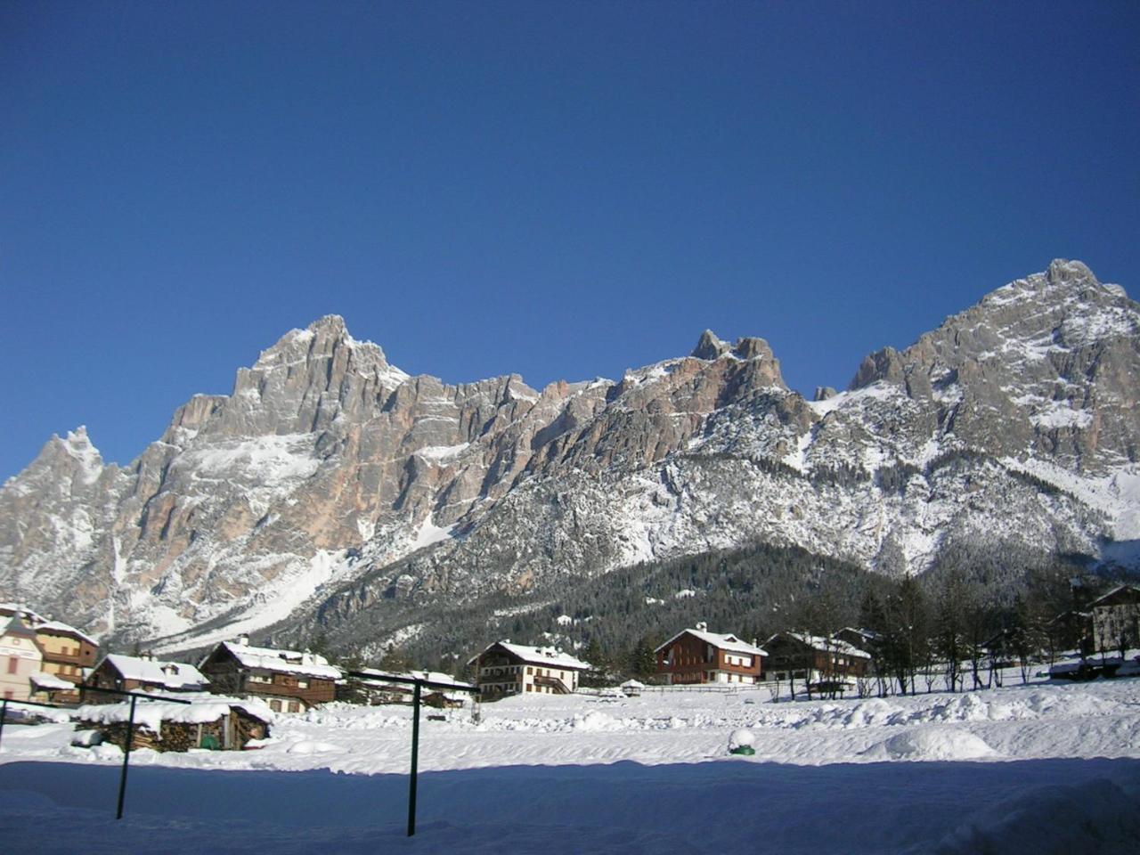 Hotel Albergo Dolomiti Сан-Віто-ді-Кадоре Екстер'єр фото
